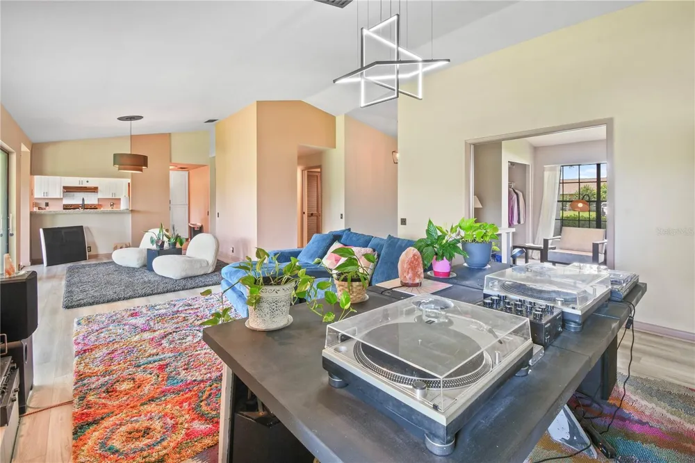 2906 WINDRIDGE DRIVE Holiday, FL 34691