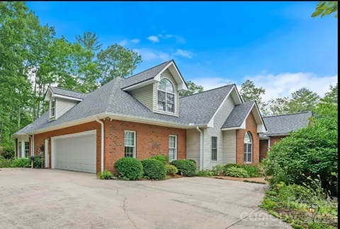 21 Four Oaks Drive