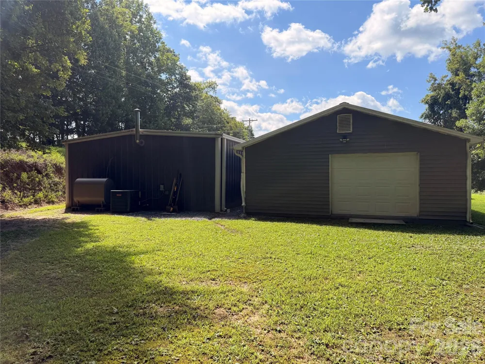 669 Old Lowgap Road Mount Airy, NC 27030