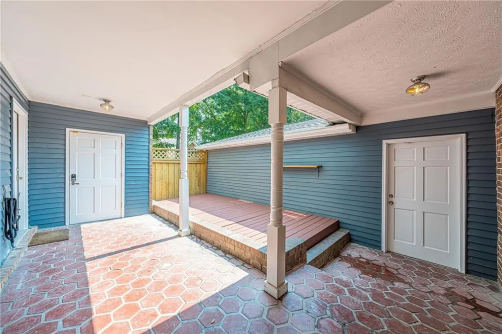 2920 Lavista Way Decatur, GA 30033