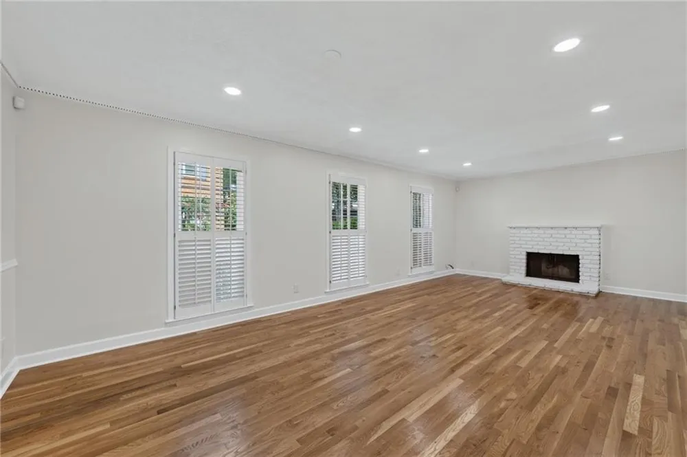 2920 Lavista Way Decatur, GA 30033