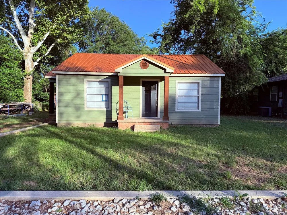 917 Sherrill Street Winnsboro, TX 75494