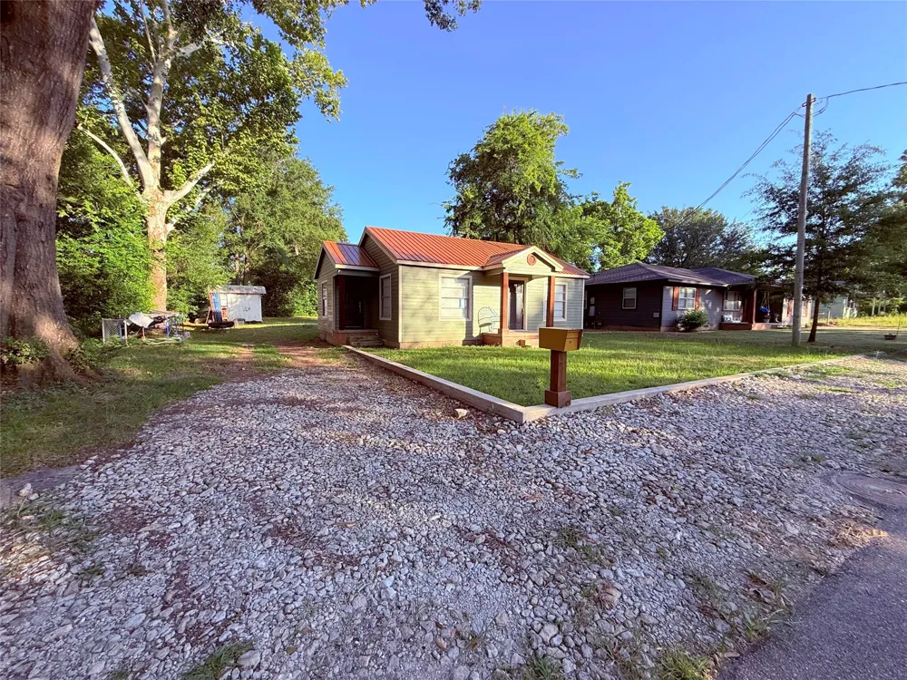 917 Sherrill Street Winnsboro, TX 75494
