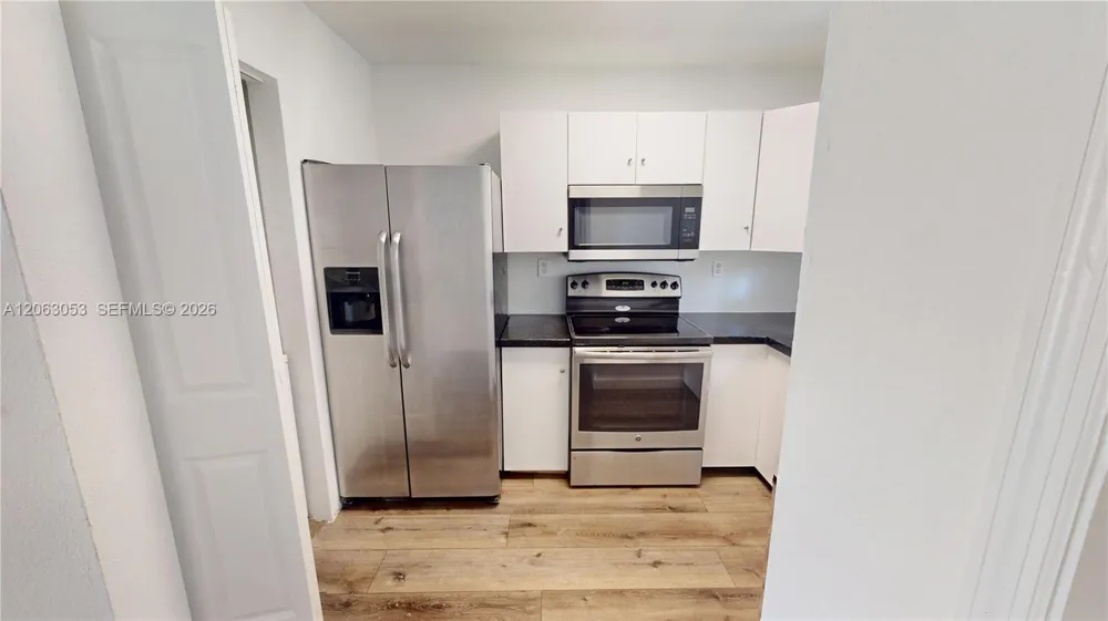 2084 NE 167th St #2-102 North Miami Beach, FL 33162