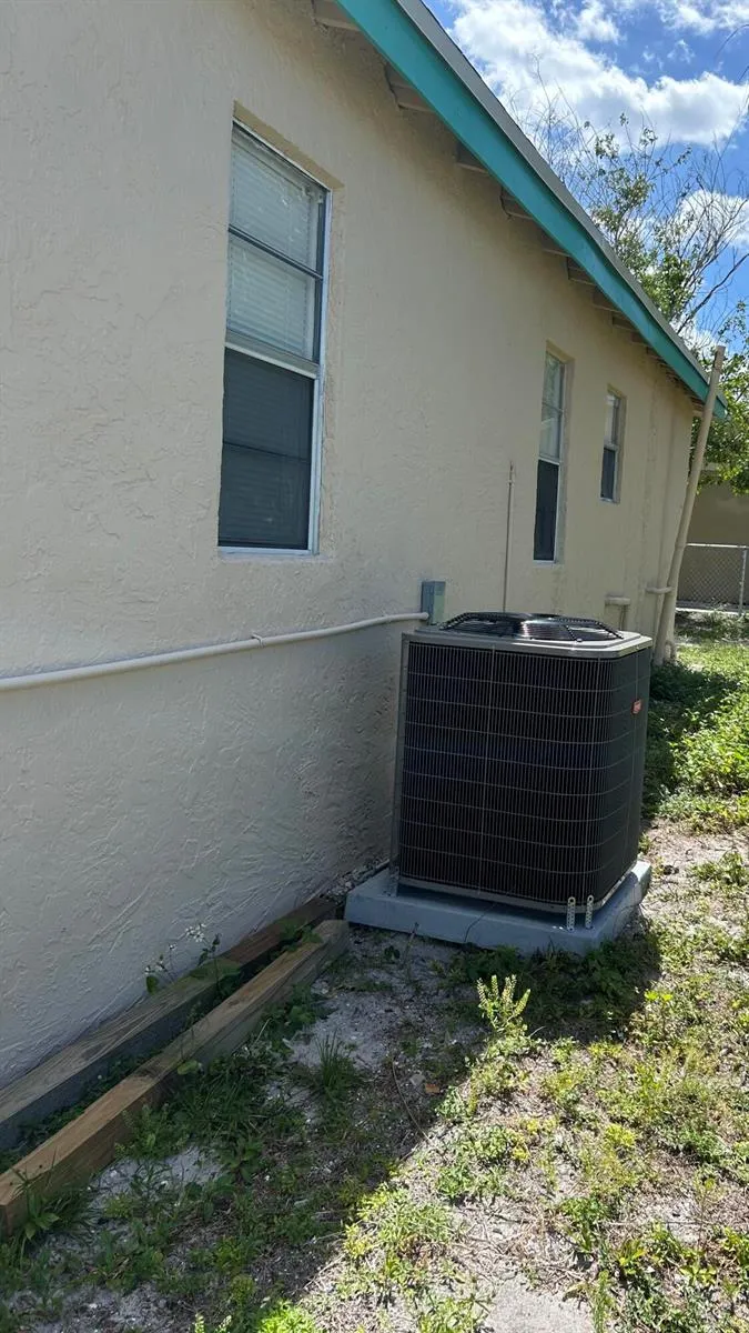 1601 17th Street Fort Pierce, FL 34950