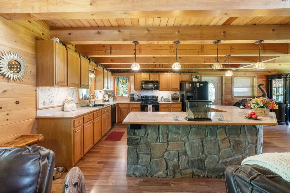 237 Laurel Creek Lane Hayesville, NC 28904