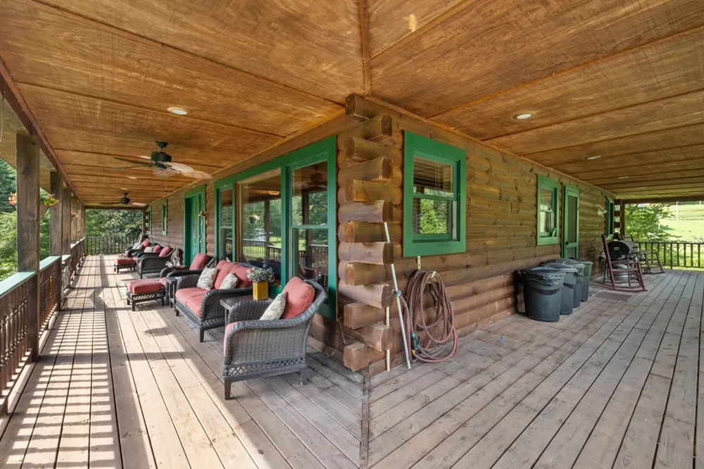 237 Laurel Creek Lane Hayesville, NC 28904