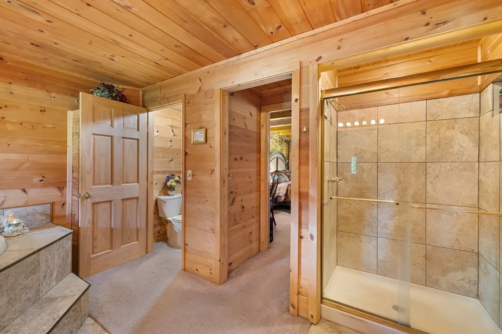 237 Laurel Creek Lane Hayesville, NC 28904