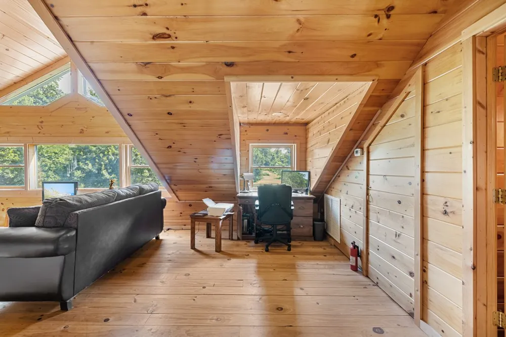 237 Laurel Creek Lane Hayesville, NC 28904