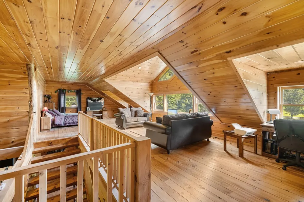 237 Laurel Creek Lane Hayesville, NC 28904