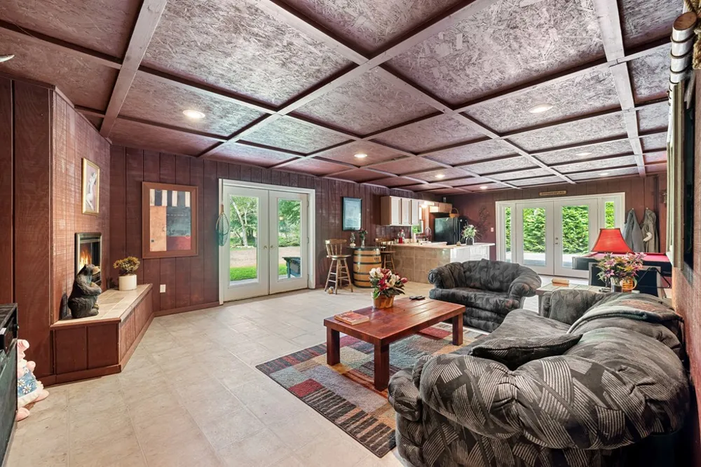 237 Laurel Creek Lane Hayesville, NC 28904
