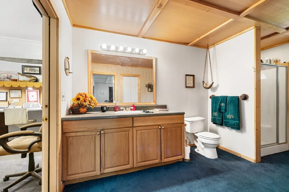 237 Laurel Creek Lane Hayesville, NC 28904