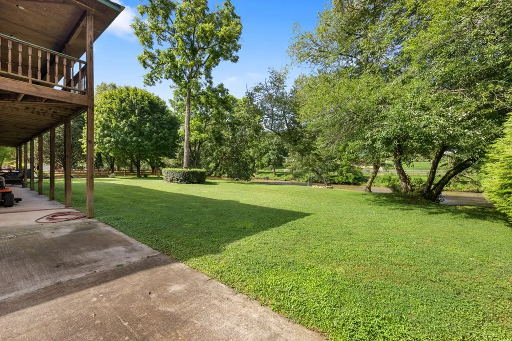 237 Laurel Creek Lane Hayesville, NC 28904