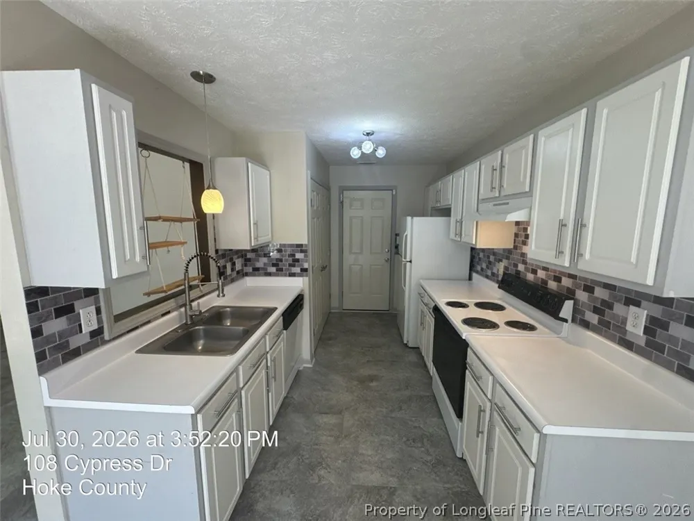 108 Cypress Drive Raeford, NC 28376