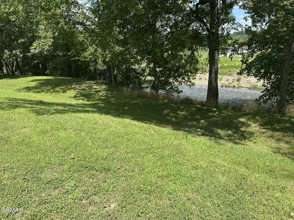 506 Wier Farm Way Pigeon Forge, TN 37863