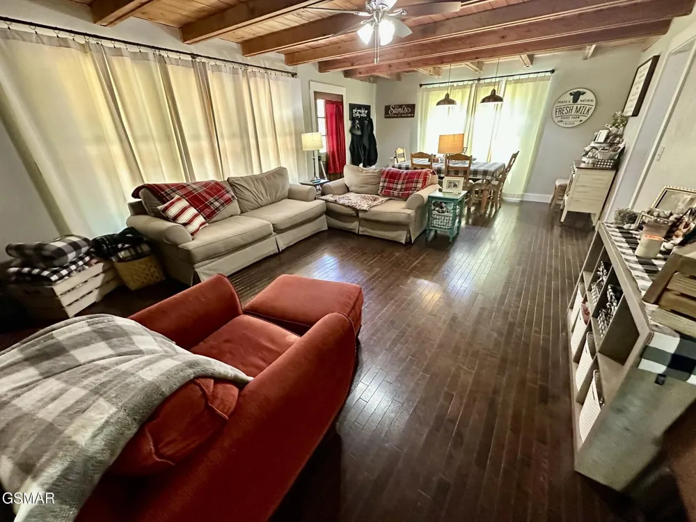 506 Wier Farm Way Pigeon Forge, TN 37863