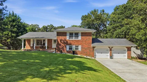 4715 Forest Road