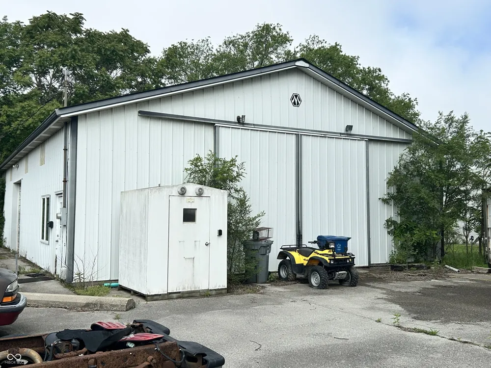 2020 Cherry Street Noblesville, IN 46060