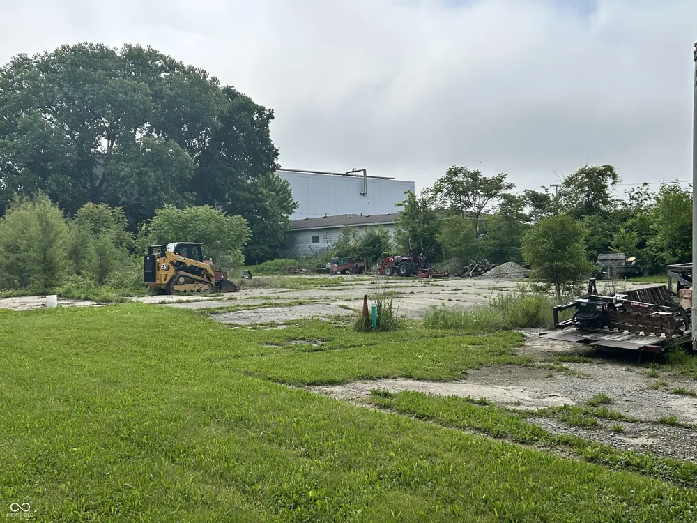 2020 Cherry Street Noblesville, IN 46060