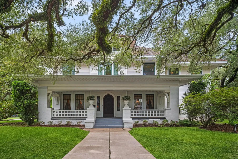 501 Mccarty Avenue Eagle Lake, TX 77434
