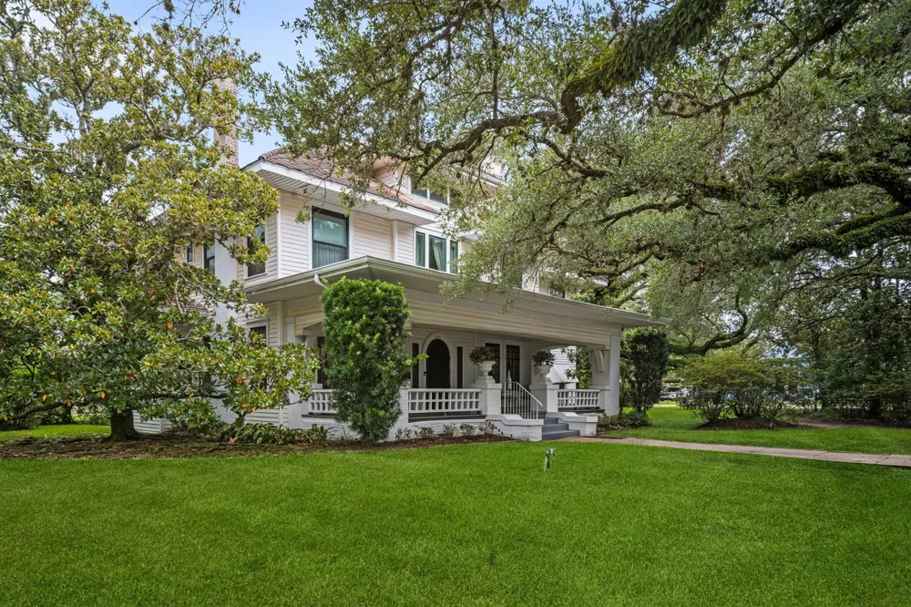 501 Mccarty Avenue Eagle Lake, TX 77434