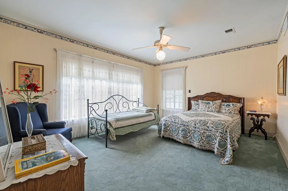 501 Mccarty Avenue Eagle Lake, TX 77434
