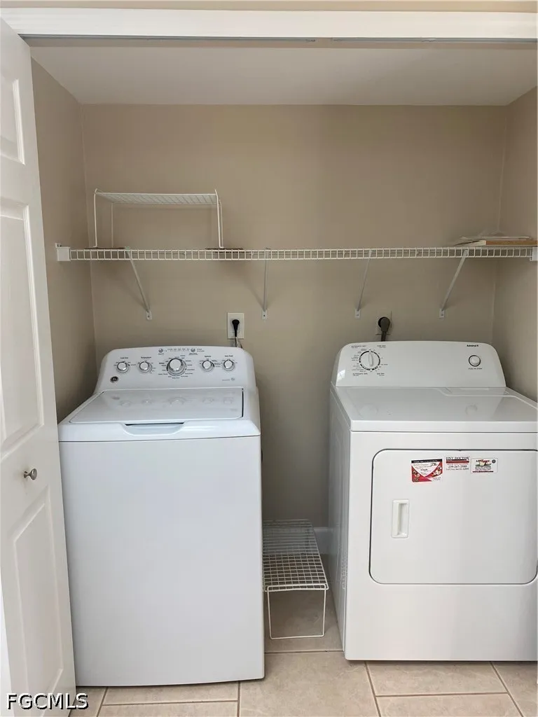 Transit Court #106 North Fort Myers, FL 33917