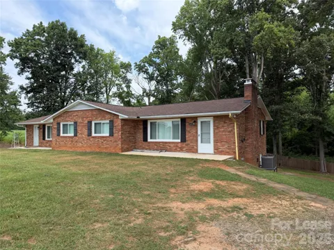 147 Crooked Lane
