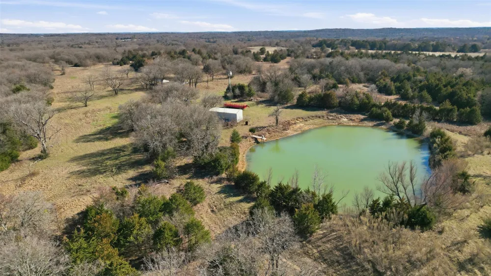 1619 County Road 156 Whitesboro, TX 76273