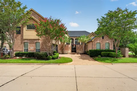3801 Park Manor Court