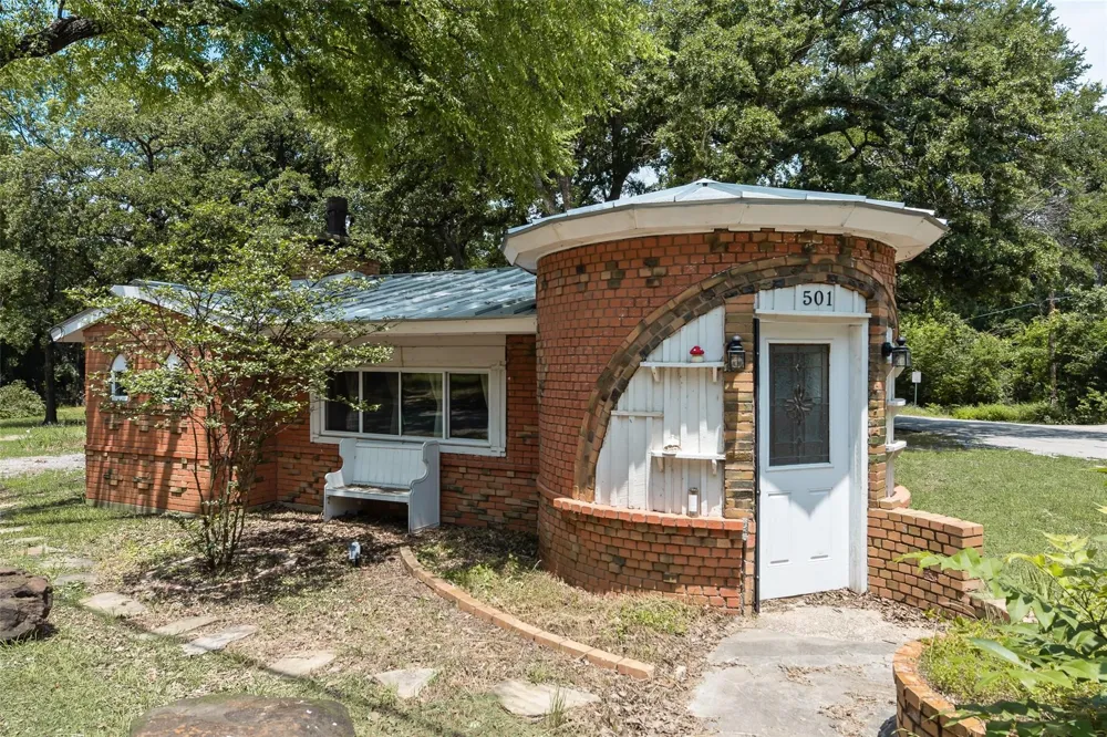 501 Lakeshore Road Shady Shores, TX 76208