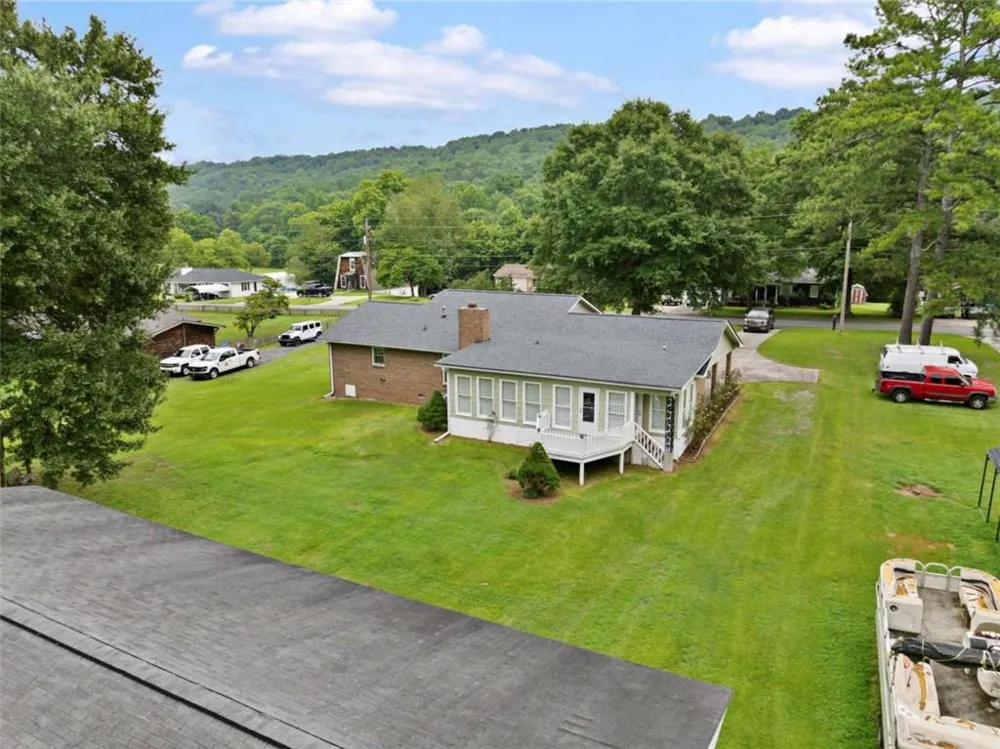 576 Reeceburg Road SE Silver Creek, GA 30173