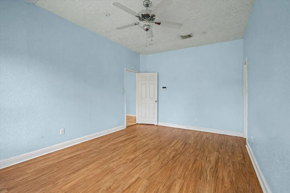 14218 Whitecross Drive Houston, TX 77083