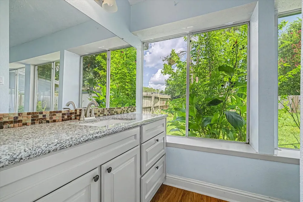 14218 Whitecross Drive Houston, TX 77083
