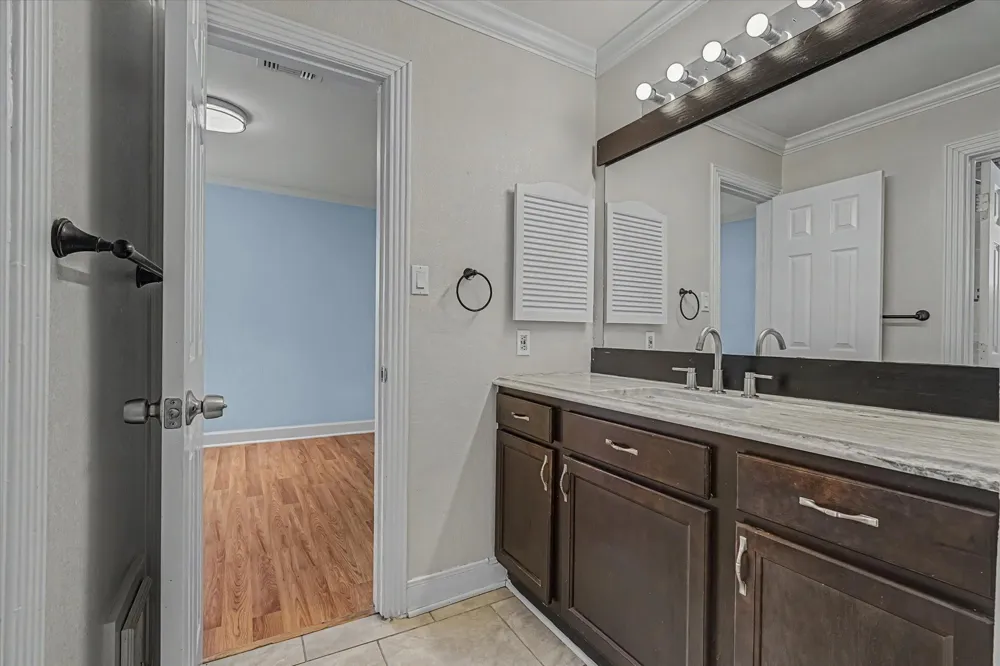 14218 Whitecross Drive Houston, TX 77083