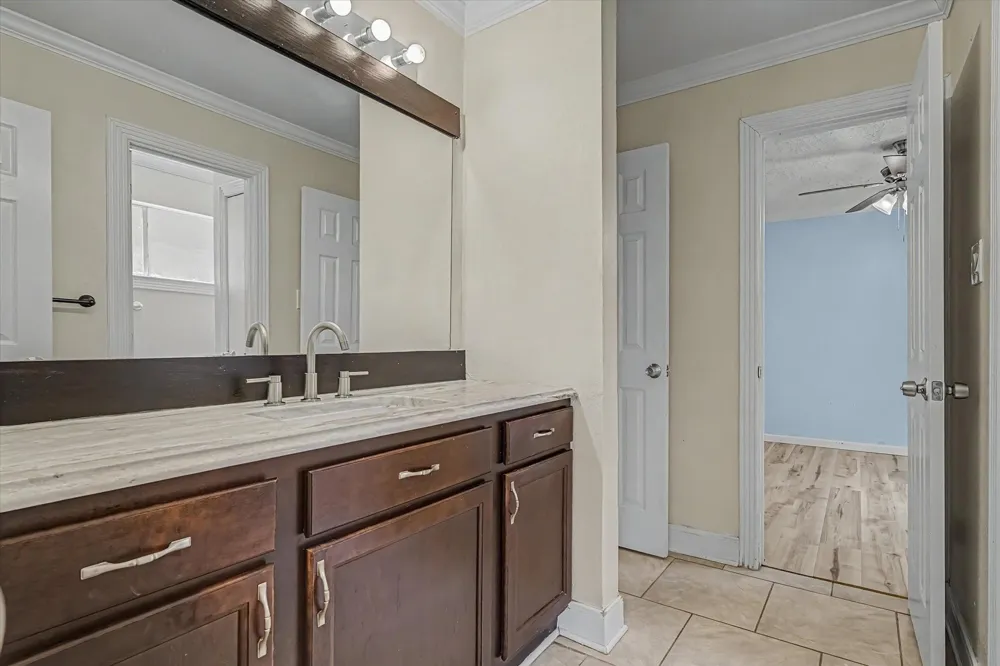 14218 Whitecross Drive Houston, TX 77083