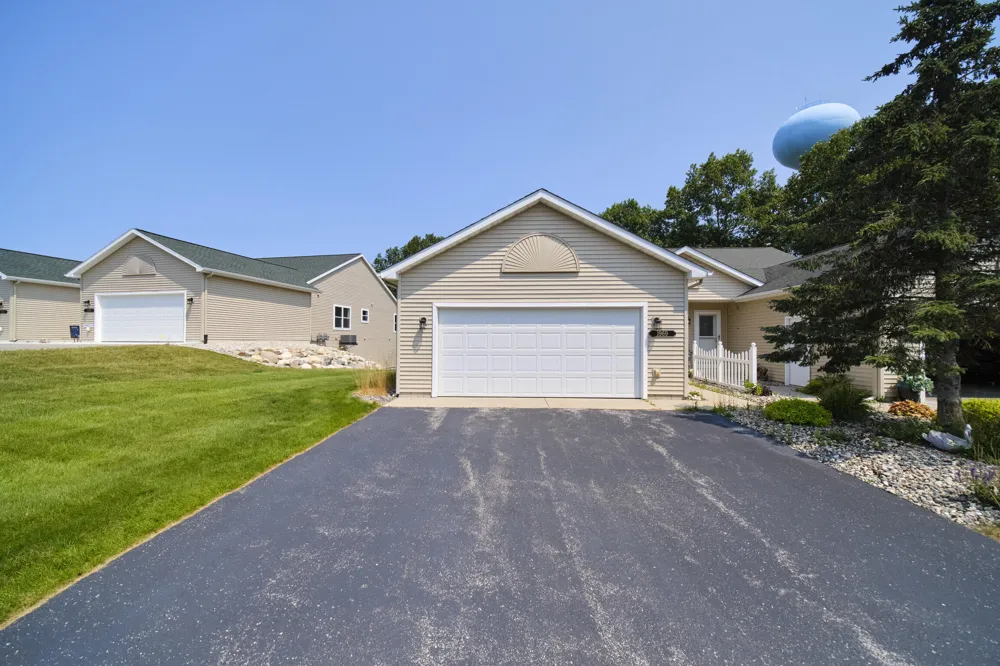 1969 Pine Ridge Drive Manistee, MI 49660