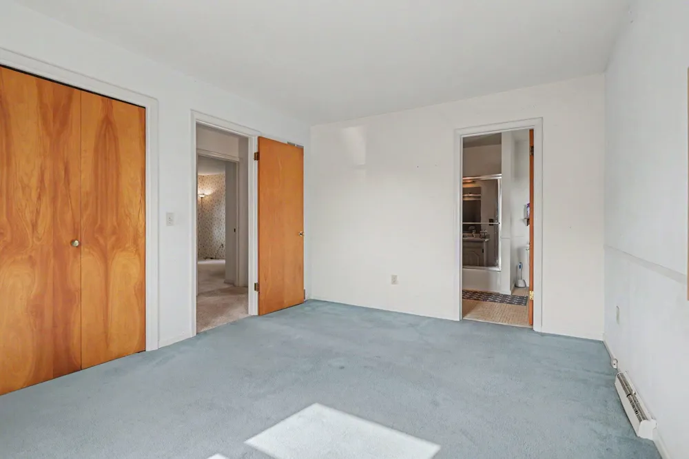 6480 Ormada Drive Kalamazoo, MI 49048