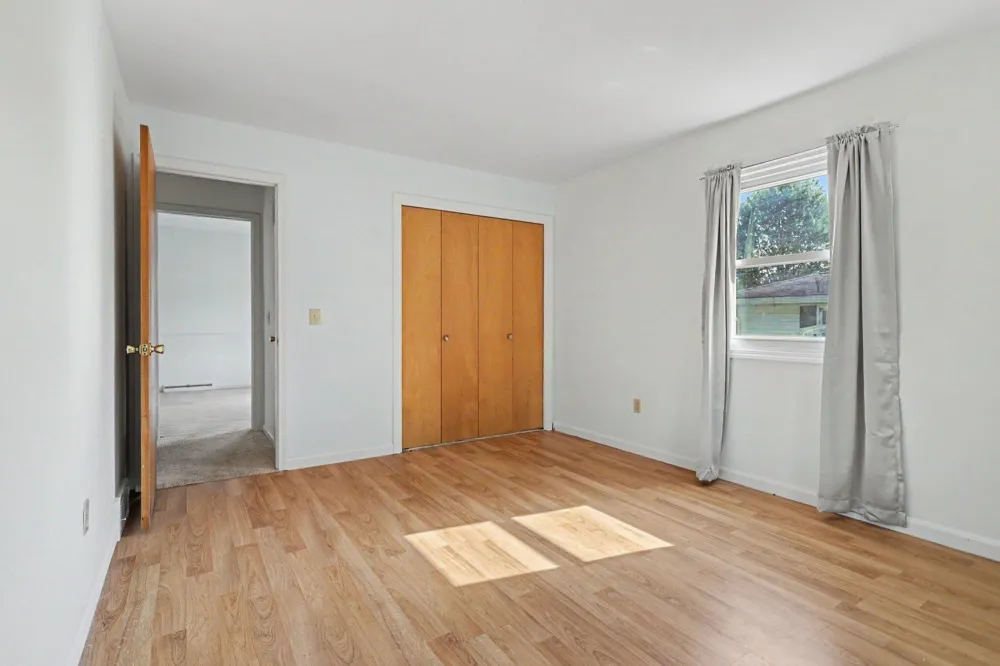 6480 Ormada Drive Kalamazoo, MI 49048