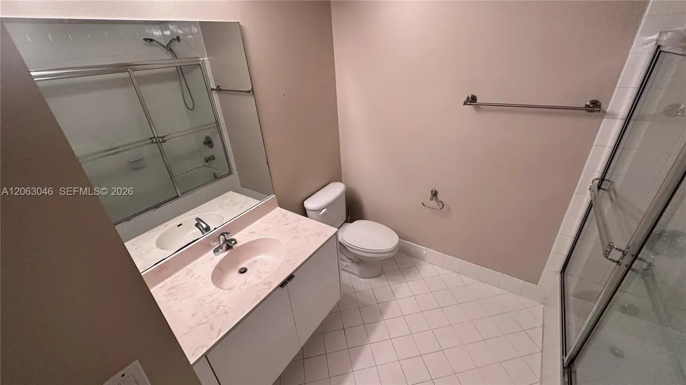 9781 NW 45 Ln Doral, FL 33178