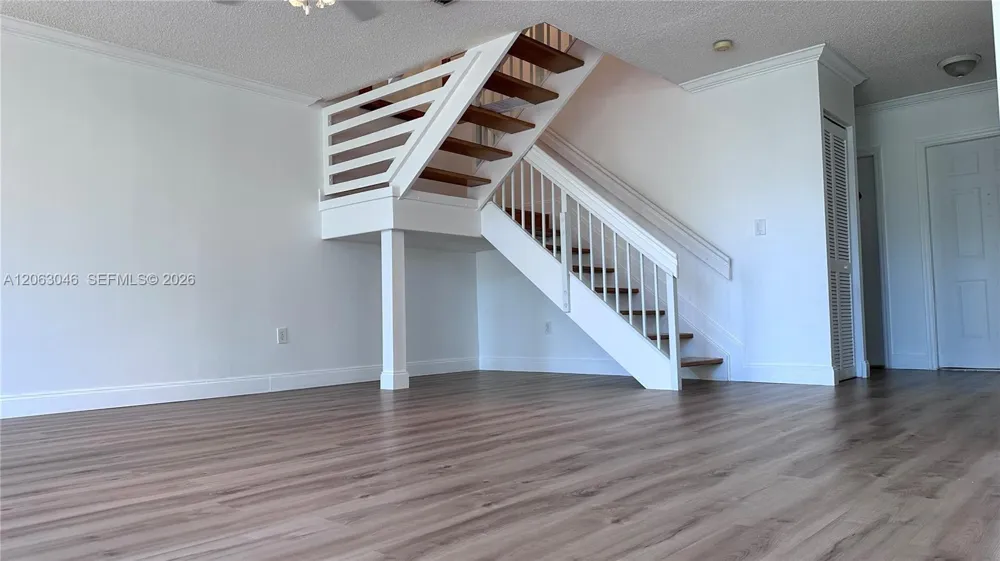 9781 NW 45 Ln Doral, FL 33178
