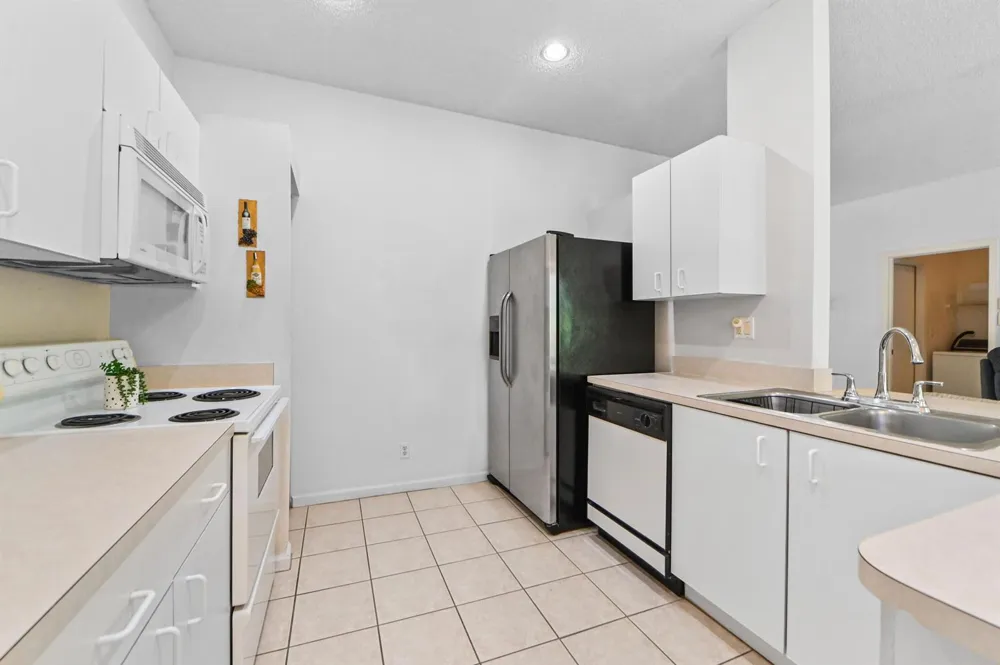 1308 Fishers Place 