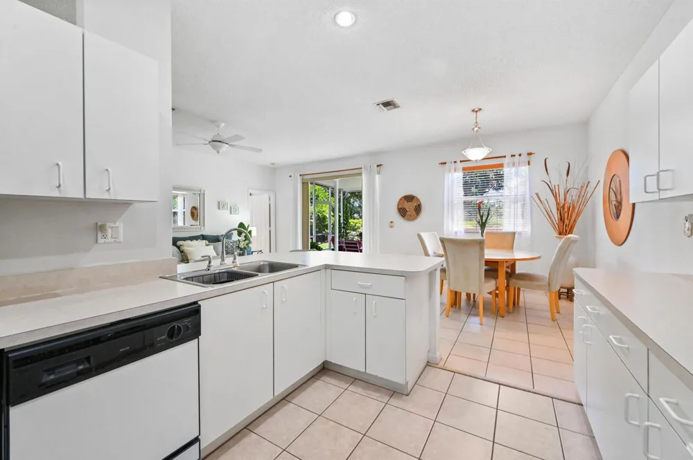 1308 Fishers Place 