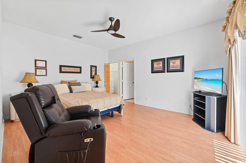 1308 Fishers Place 