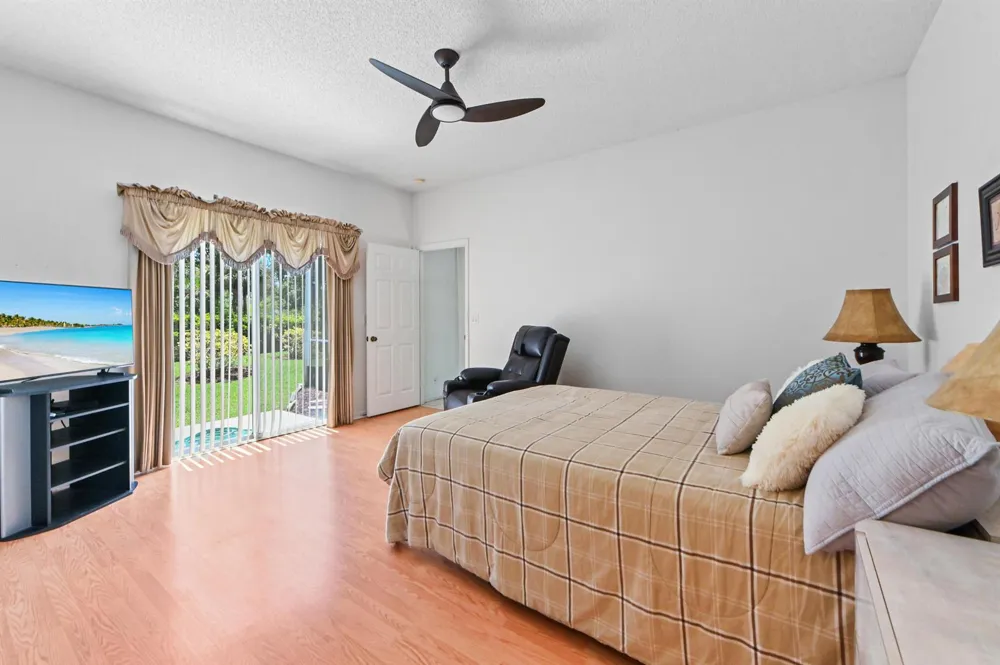 1308 Fishers Place 