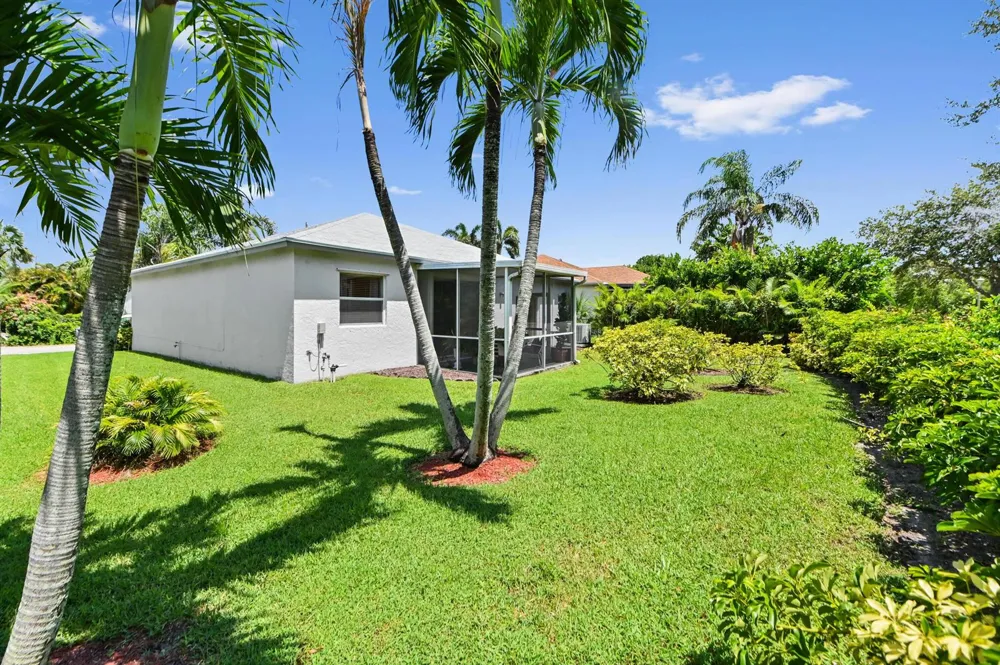 1308 Fishers Place 