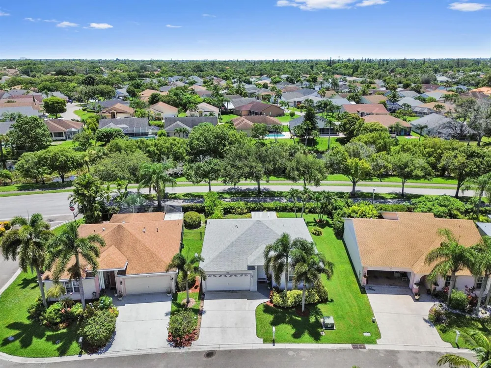 1308 Fishers Place 
