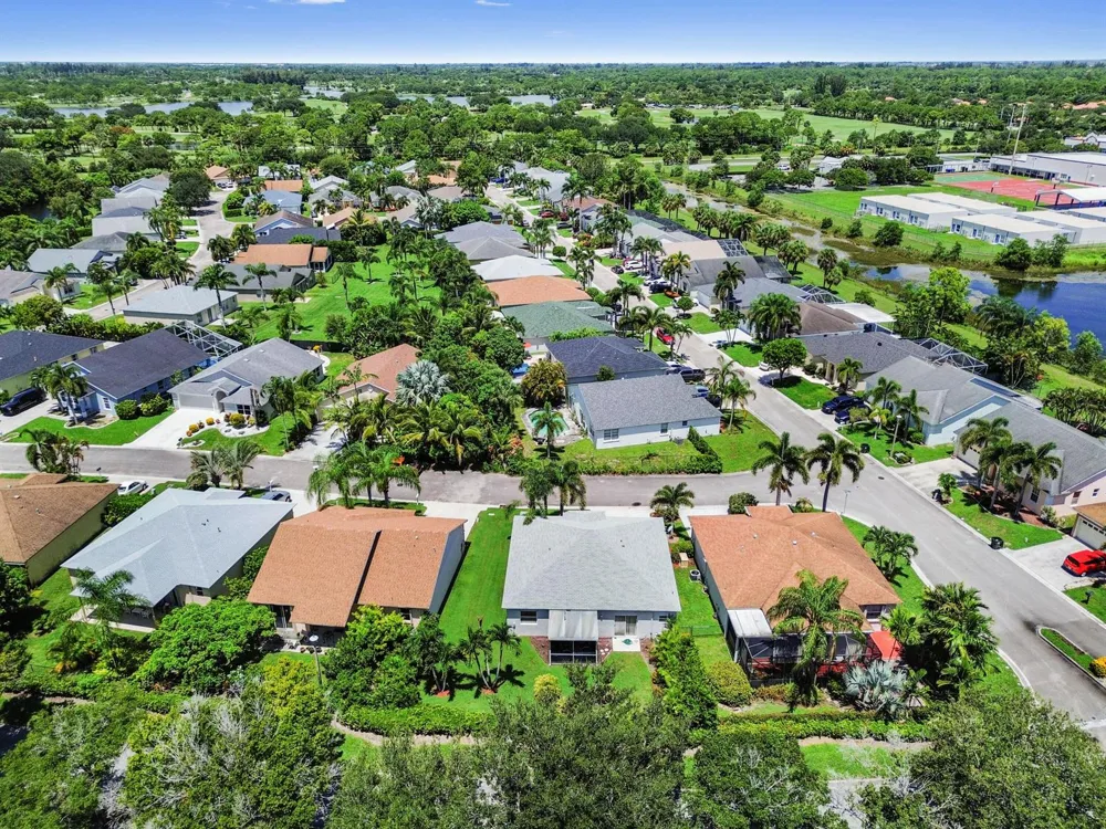 1308 Fishers Place 