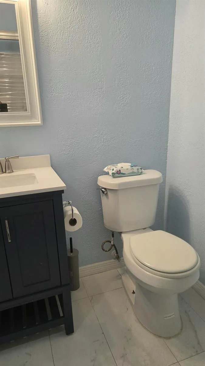 6034 INDRIO ROAD #5 Fort Pierce, FL 34951
