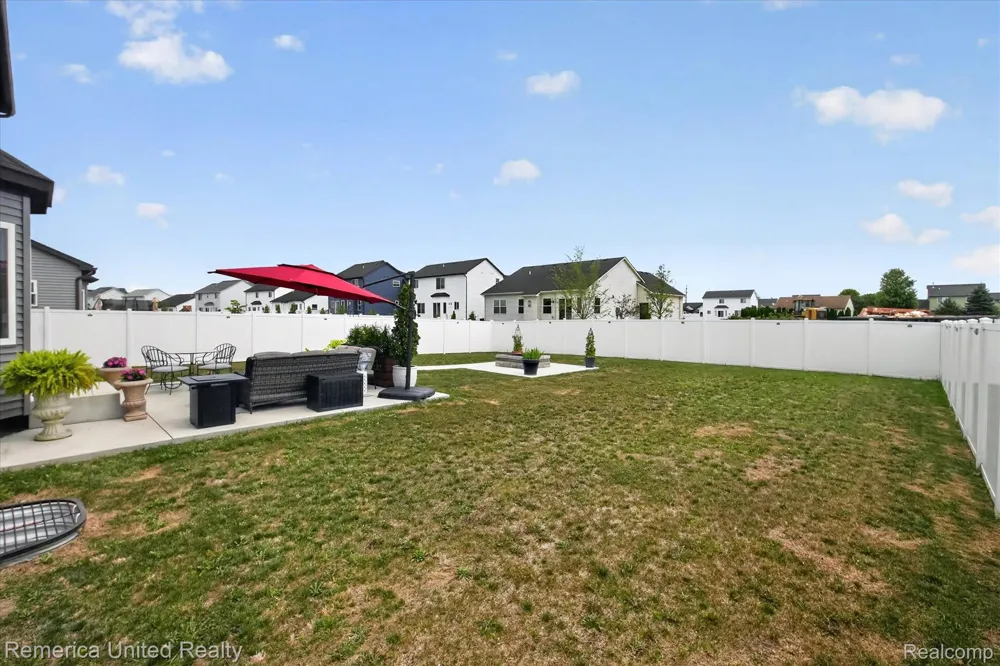 5024 Chatsworth Street Dundee Village, MI 48131